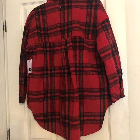 Red Shacket - Picture 2 of 3